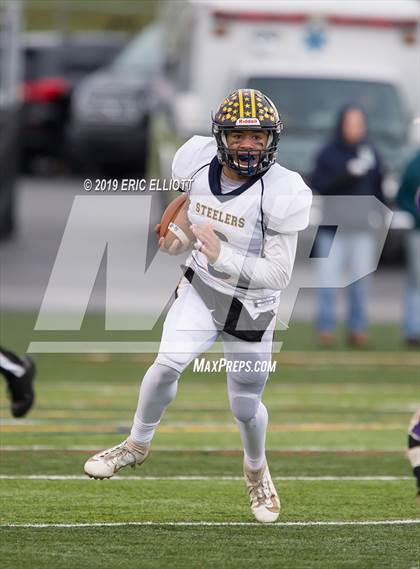 Thumbnail 2 in Farrell vs Bishop Guilfoyle  (PIAA 1A Championship) photogallery.