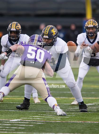 Thumbnail 3 in Farrell vs Bishop Guilfoyle  (PIAA 1A Championship) photogallery.
