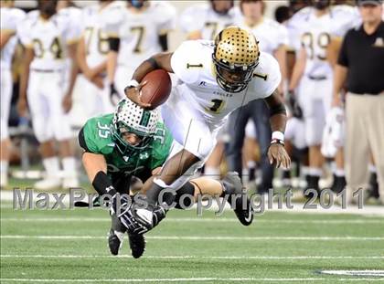 Thumbnail 2 in Abilene vs. Carroll (5A Division 2 Regional Playoff) photogallery.