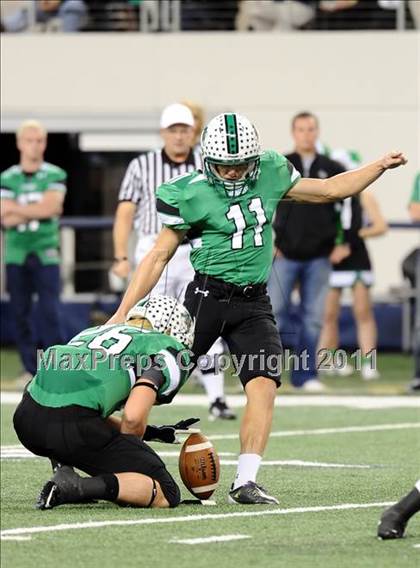 Thumbnail 1 in Abilene vs. Carroll (5A Division 2 Regional Playoff) photogallery.