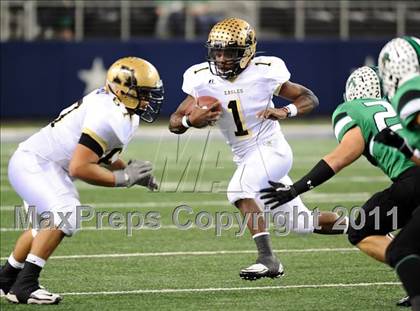 Thumbnail 3 in Abilene vs. Carroll (5A Division 2 Regional Playoff) photogallery.