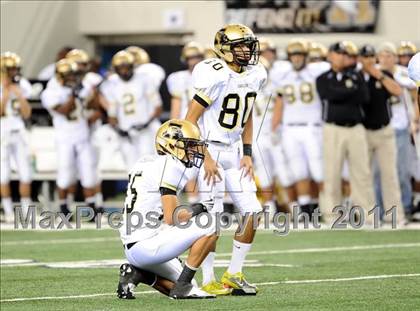 Thumbnail 2 in Abilene vs. Carroll (5A Division 2 Regional Playoff) photogallery.