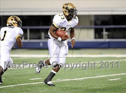 Thumbnail 3 in Abilene vs. Carroll (5A Division 2 Regional Playoff) photogallery.
