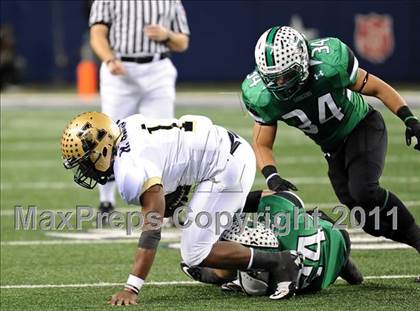 Thumbnail 2 in Abilene vs. Carroll (5A Division 2 Regional Playoff) photogallery.