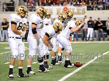 Thumbnail 2 in Abilene vs. Carroll (5A Division 2 Regional Playoff) photogallery.