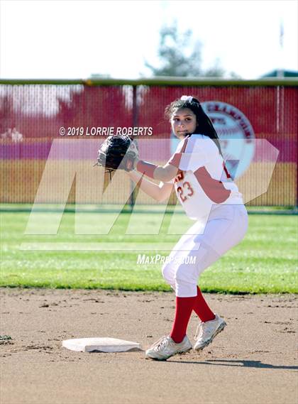 Thumbnail 3 in Shafter vs. Centennial photogallery.