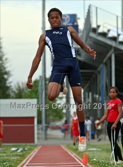 Thumbnail 3 in SWYL JV Finals (Field Events) photogallery.