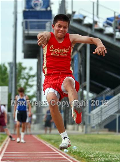 Thumbnail 3 in SWYL JV Finals (Field Events) photogallery.