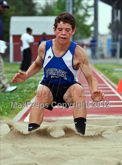 Thumbnail 3 in SWYL JV Finals (Field Events) photogallery.