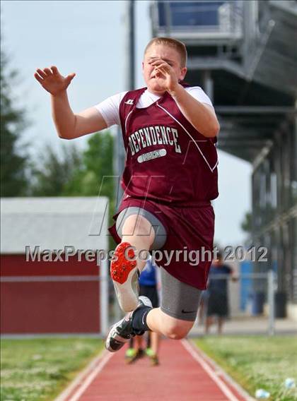 Thumbnail 1 in SWYL JV Finals (Field Events) photogallery.