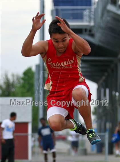 Thumbnail 2 in SWYL JV Finals (Field Events) photogallery.