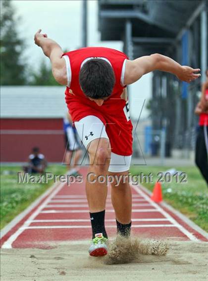 Thumbnail 2 in SWYL JV Finals (Field Events) photogallery.