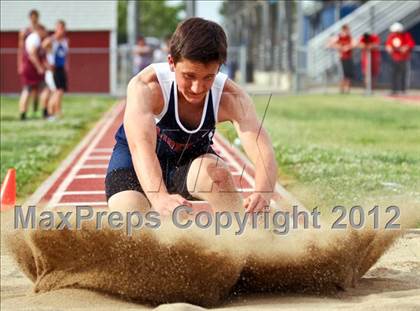 Thumbnail 3 in SWYL JV Finals (Field Events) photogallery.