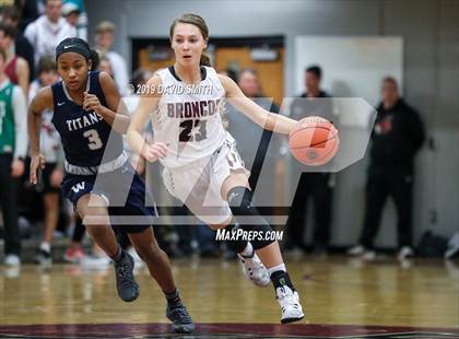 Thumbnail 2 in Lee's Summit West @ Lee's Summit North (MSHSAA Class 5 District 13 Final) photogallery.