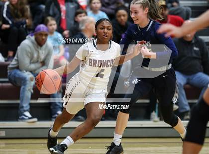 Thumbnail 2 in Lee's Summit West @ Lee's Summit North (MSHSAA Class 5 District 13 Final) photogallery.