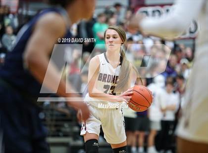 Thumbnail 2 in Lee's Summit West @ Lee's Summit North (MSHSAA Class 5 District 13 Final) photogallery.