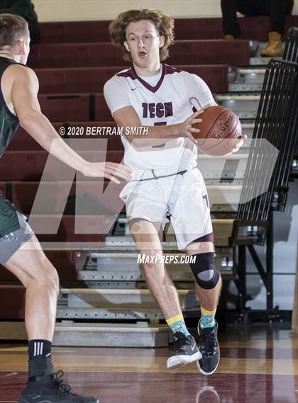 Thumbnail 1 in Hutchinson-Central Tech vs. Allegany-Limestone (MLK Classic) photogallery.