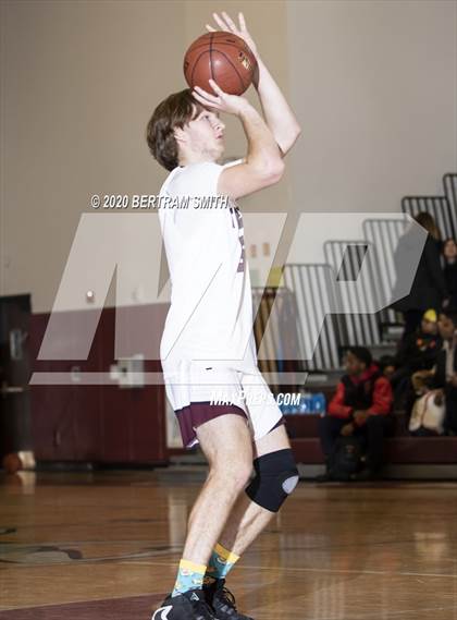 Thumbnail 2 in Hutchinson-Central Tech vs. Allegany-Limestone (MLK Classic) photogallery.