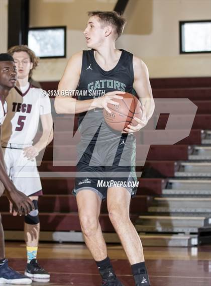Thumbnail 2 in Hutchinson-Central Tech vs. Allegany-Limestone (MLK Classic) photogallery.