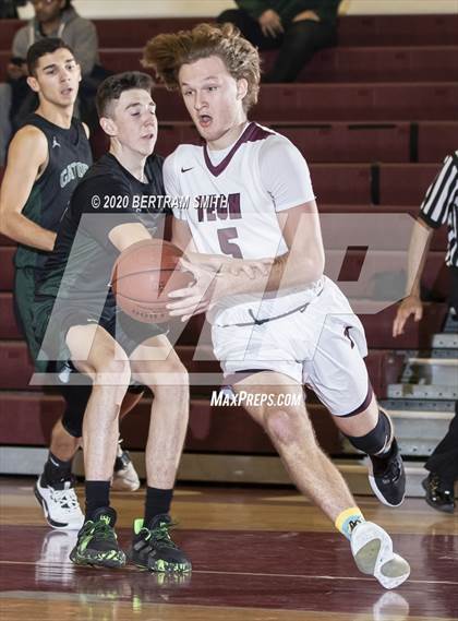 Thumbnail 3 in Hutchinson-Central Tech vs. Allegany-Limestone (MLK Classic) photogallery.