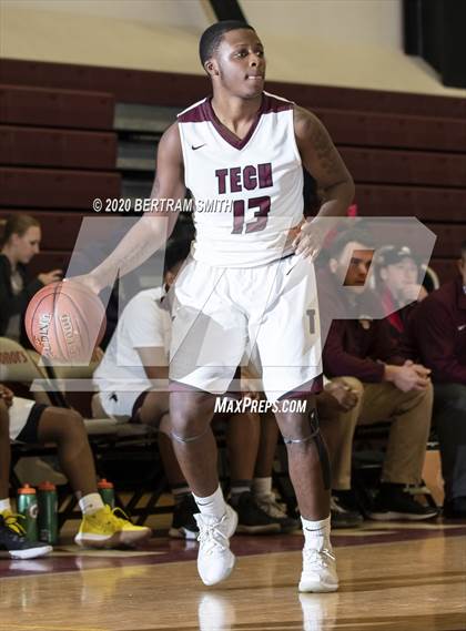 Thumbnail 2 in Hutchinson-Central Tech vs. Allegany-Limestone (MLK Classic) photogallery.