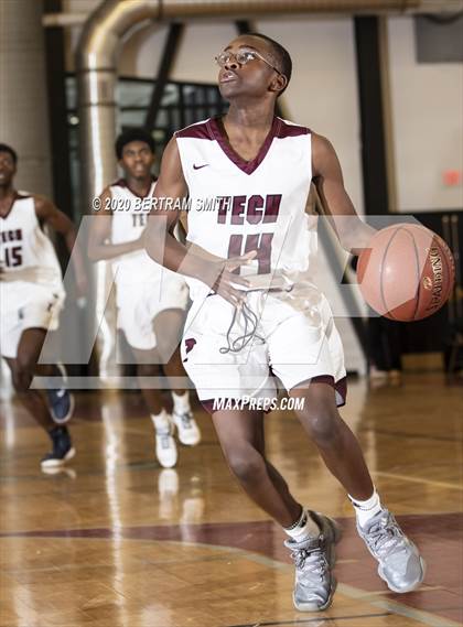 Thumbnail 1 in Hutchinson-Central Tech vs. Allegany-Limestone (MLK Classic) photogallery.
