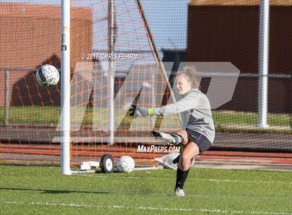 Thumbnail 3 in Air Academy vs Discovery Canyon photogallery.