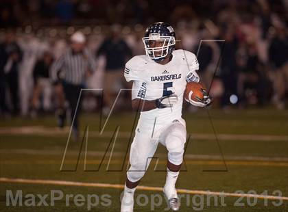 Thumbnail 3 in Bakersfield @ Mission Hills (CIF SoCal Regional D1 Final) photogallery.