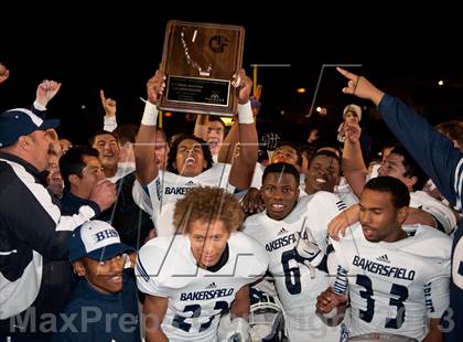 Thumbnail 1 in Bakersfield @ Mission Hills (CIF SoCal Regional D1 Final) photogallery.