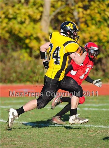 Thumbnail 3 in Amity Regional @ Wilbur Cross photogallery.