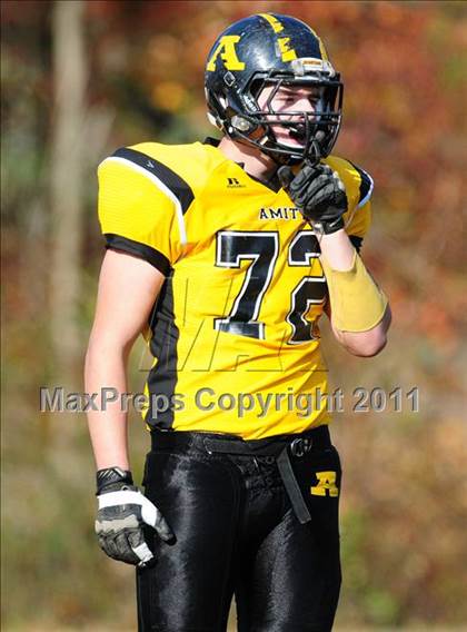 Thumbnail 3 in Amity Regional @ Wilbur Cross photogallery.