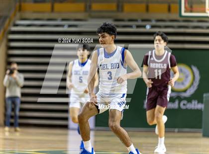 Thumbnail 2 in Midland Legacy vs. Del Rio (Byron Johnston Holiday Classic) photogallery.