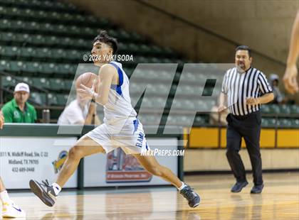 Thumbnail 2 in Midland Legacy vs. Del Rio (Byron Johnston Holiday Classic) photogallery.