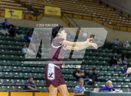 Thumbnail 3 in Midland Legacy vs. Del Rio (Byron Johnston Holiday Classic) photogallery.