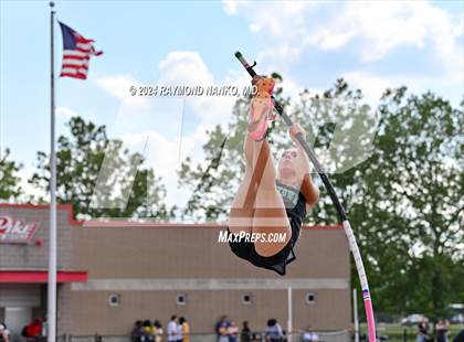 Thumbnail 3 in IHSAA Pike Regional (Pole Vault)  photogallery.
