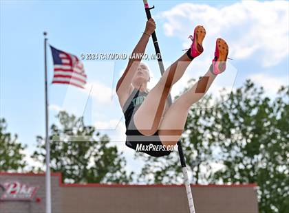 Thumbnail 2 in IHSAA Pike Regional (Pole Vault)  photogallery.