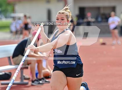 Thumbnail 1 in IHSAA Pike Regional (Pole Vault)  photogallery.