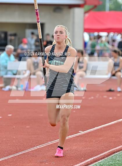 Thumbnail 1 in IHSAA Pike Regional (Pole Vault)  photogallery.
