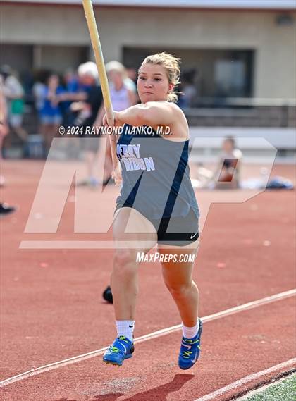 Thumbnail 3 in IHSAA Pike Regional (Pole Vault)  photogallery.