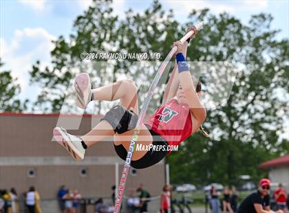 Thumbnail 2 in IHSAA Pike Regional (Pole Vault)  photogallery.