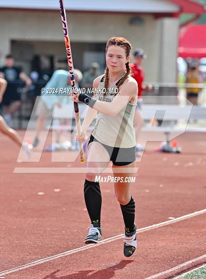 Thumbnail 2 in IHSAA Pike Regional (Pole Vault)  photogallery.