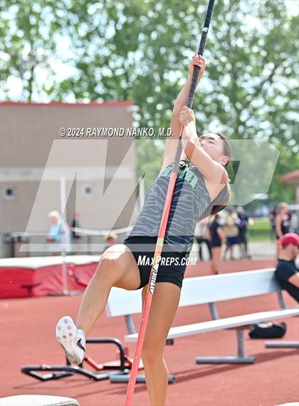 Thumbnail 3 in IHSAA Pike Regional (Pole Vault)  photogallery.