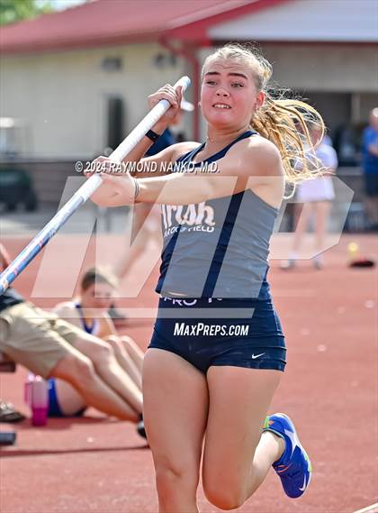 Thumbnail 2 in IHSAA Pike Regional (Pole Vault)  photogallery.