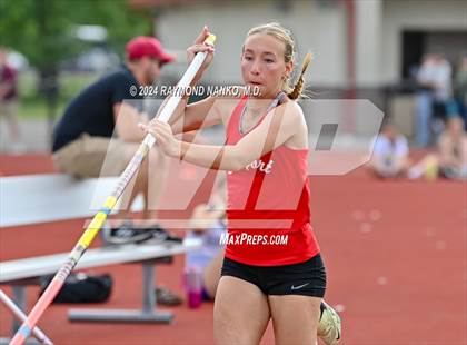 Thumbnail 1 in IHSAA Pike Regional (Pole Vault)  photogallery.