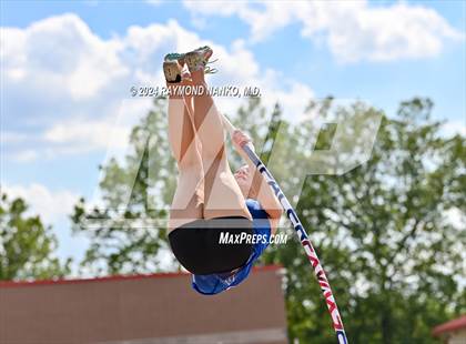 Thumbnail 3 in IHSAA Pike Regional (Pole Vault)  photogallery.