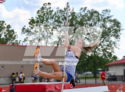 Thumbnail 1 in IHSAA Pike Regional (Pole Vault)  photogallery.