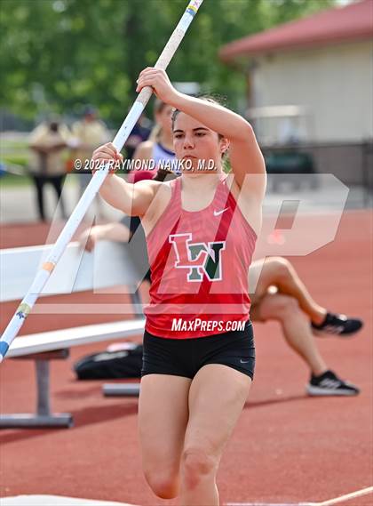 Thumbnail 1 in IHSAA Pike Regional (Pole Vault)  photogallery.