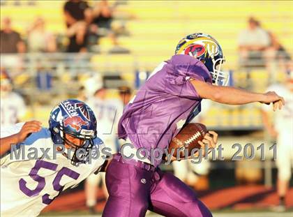 Thumbnail 2 in 2010 Lions All-Star Game (North vs. South) photogallery.