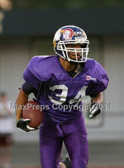 Thumbnail 3 in 2010 Lions All-Star Game (North vs. South) photogallery.