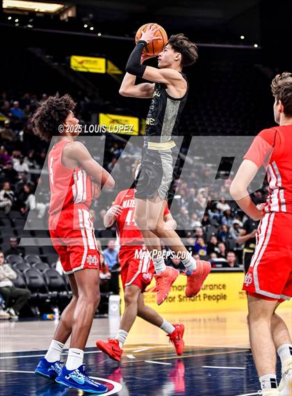 Thumbnail 2 in St. John Bosco vs. Mater Dei (Trinity-Mission League Showcase) photogallery.